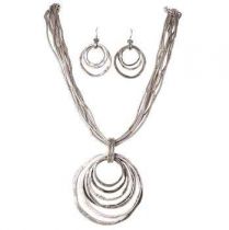 Hammered Circles Necklace Set