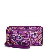 Iconic Rfid Front Zip Wristle In Dream Tapestry By Vera Brad