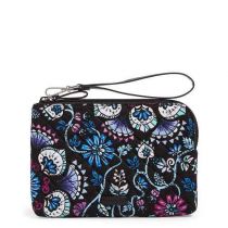Iconic Pouch Wristlet In Bramble
